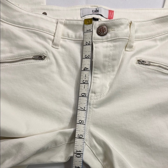 CAbi White Skinny Jeans Classic Fit - Picture 6 of 8